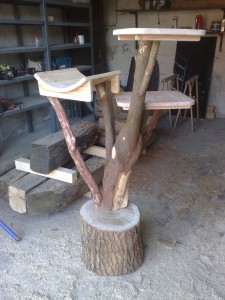 Katzenbaum 2 in Werkstatt         